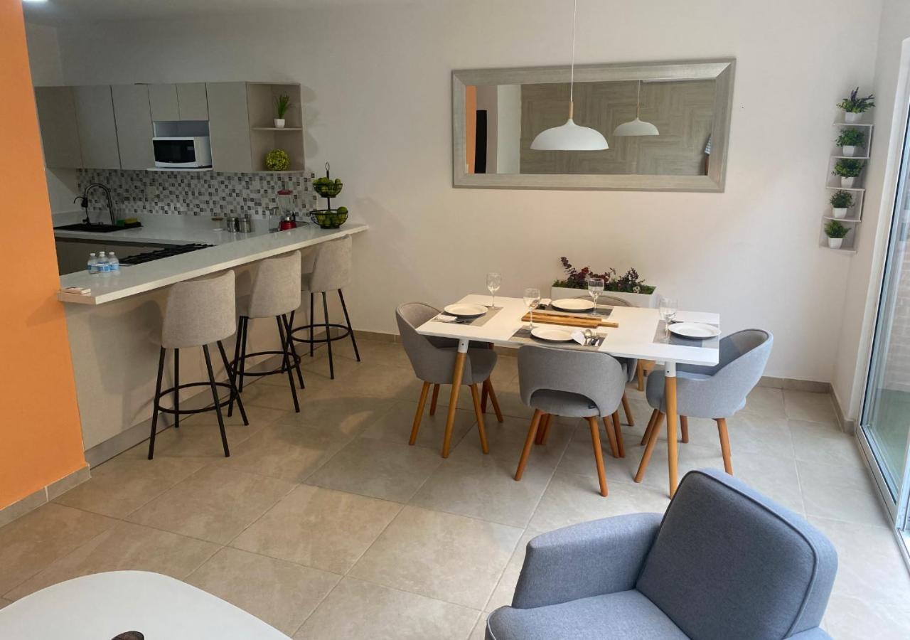 Casa Familiar En Condominio Privado Cerca De Playa カンクン エクステリア 写真