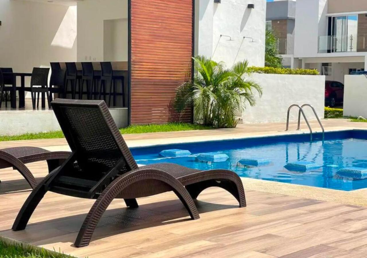 Casa Familiar En Condominio Privado Cerca De Playa カンクン エクステリア 写真