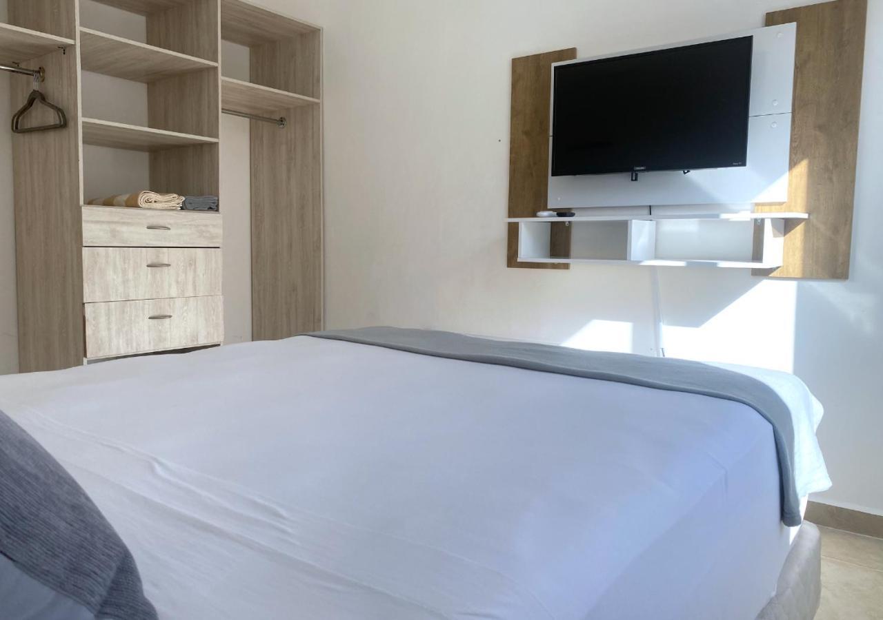 Casa Familiar En Condominio Privado Cerca De Playa カンクン エクステリア 写真